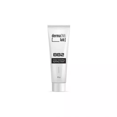 Getönte Feuchtigkeitscreme für das Gesicht (heller, kalter, rosiger Farbton)